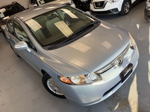 Used 2007 Honda Civic Hybrid Sedan image 8