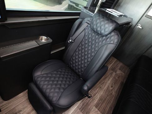 Used 2020 Mercedes-Benz Sprinter 3500 image 14