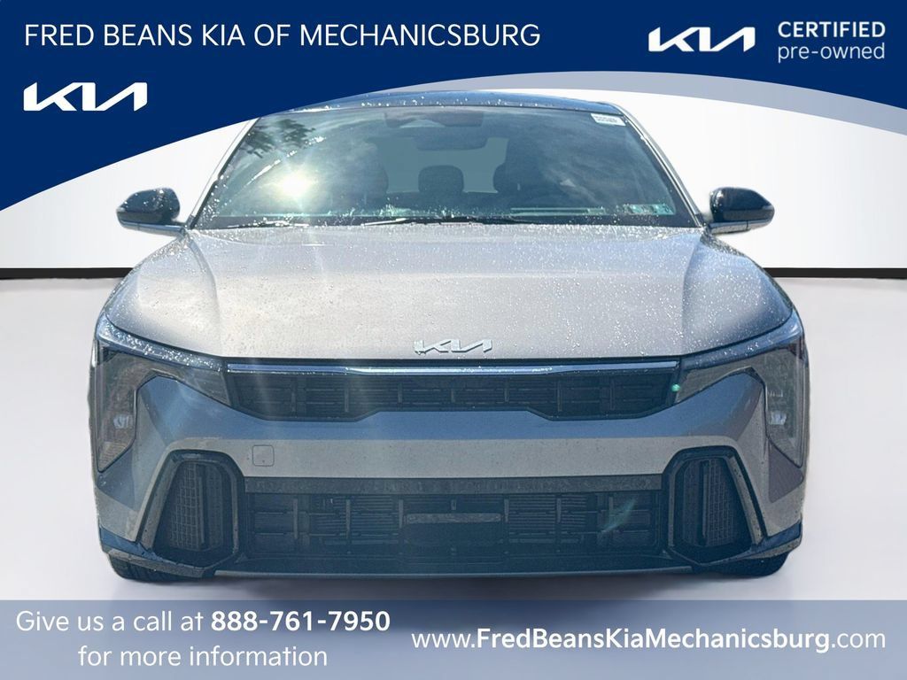 Certified 2025 Kia K4 GT-Line w/ GT-Line Premium Package FWD image 2
