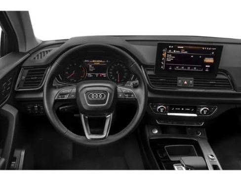 Used 2021 Audi Q5 2.0T Premium Plus w/ Premium Plus Package AWD/4WD image 7