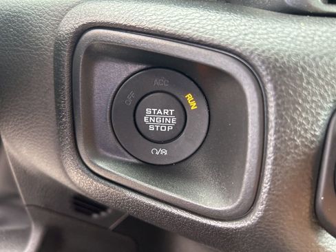 New 2026 Jeep Gladiator Sport AWD/4WD image 39