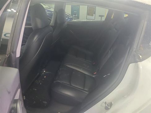 Used 2021 Tesla Model 3 Standard Range Plus image 9