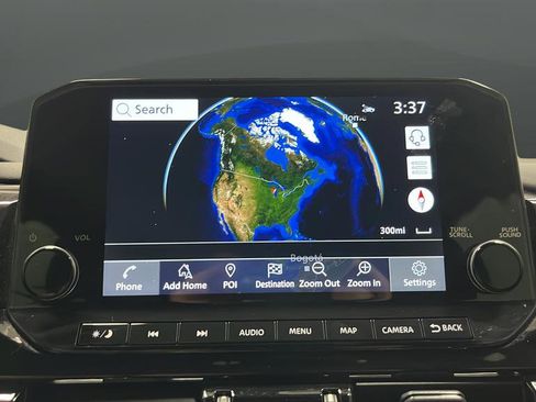 Used 2025 Nissan Pathfinder SL w/ Black Appearance Package FWD image 14