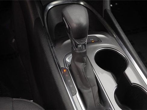 Used 2024 Chevrolet Malibu LT image 24