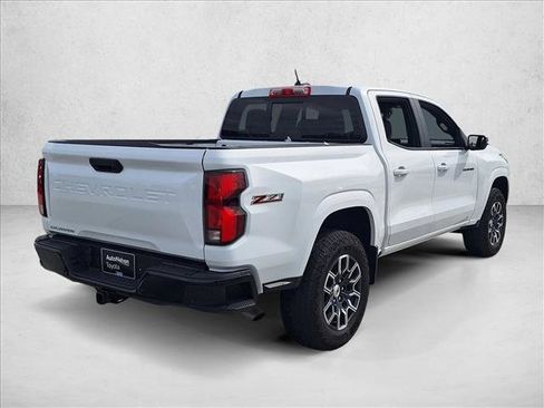 Used 2024 Chevrolet Colorado Z71 w/ Z71 Convenience Package 2 image 5