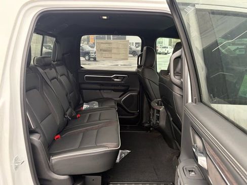New 2026 RAM 1500 Laramie w/ Sport Appearance Package AWD/4WD image 33