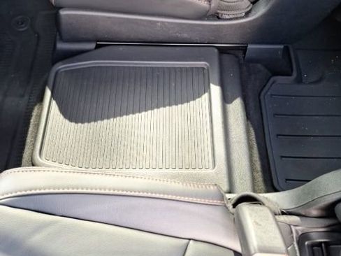 Used 2023 Honda Pilot TrailSport image 19