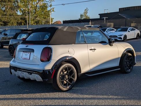 Used 2026 MINI Cooper S FWD image 2