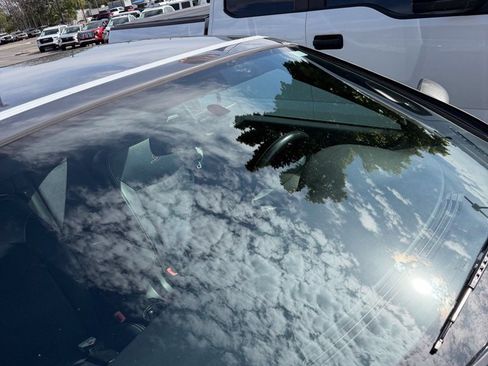 Used 2012 Chrysler 200 S FWD image 5