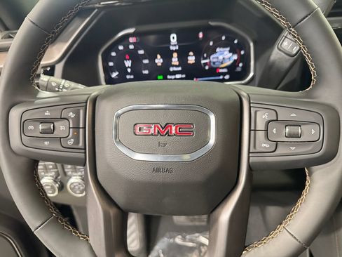 New 2026 GMC Sierra 2500 AT4 w/ AT4 Preferred Package AWD/4WD image 19
