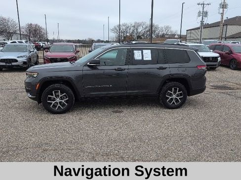 Used 2024 Jeep Grand Cherokee L Limited w/ Luxury Tech Group II image 3
