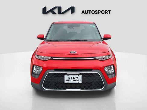Used 2020 Kia Soul S image 2