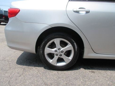 Used 2012 Toyota Corolla LE w/ Premium Pkg FWD image 22