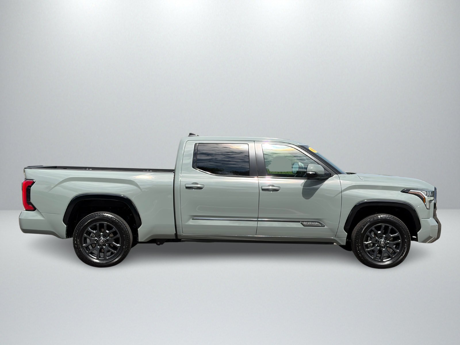 Used 2026 Toyota Tundra Platinum AWD/4WD image 6