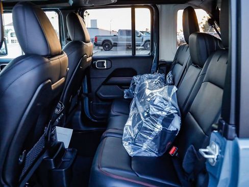 New 2026 Jeep Wrangler Unlimited Rubicon w/ Steel Bumper Group image 23