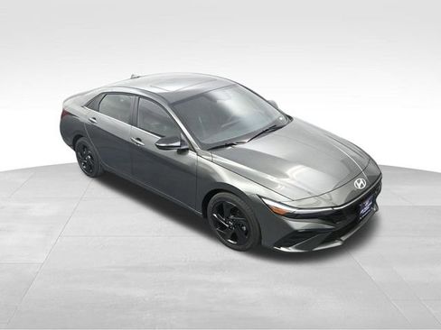 New 2026 Hyundai Elantra SEL Sport image 22