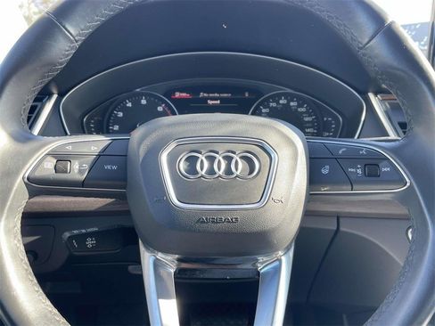 Used 2022 Audi Q5 2.0T Premium image 22