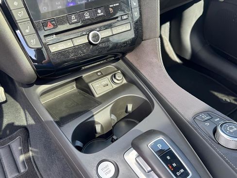 Used 2023 INFINITI QX50 Autograph image 24