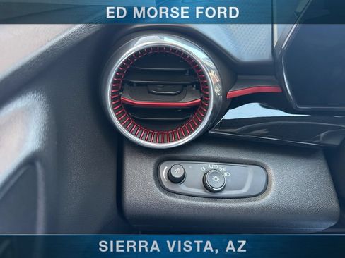 Used 2024 Chevrolet Trax RS FWD image 24