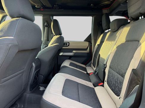 Used 2021 Ford Bronco Wildtrak image 12