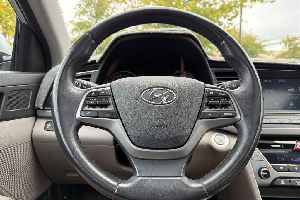 Used 2018 Hyundai Elantra Value Edition FWD image 19