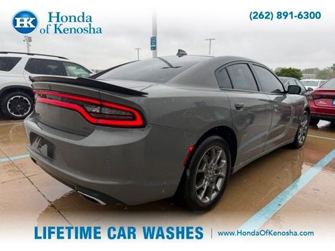 Used 2017 Dodge Charger SXT w/ AWD Plus Group image 2