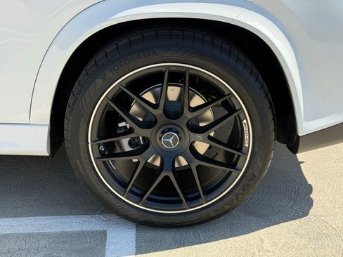 New 2026 Mercedes-Benz GLE 53 AMG 4MATIC image 14