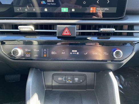 New 2026 Kia Sportage EX image 21