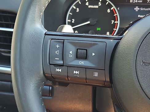 Certified 2023 Nissan Rogue SV w/ SV Premium Package AWD/4WD image 20