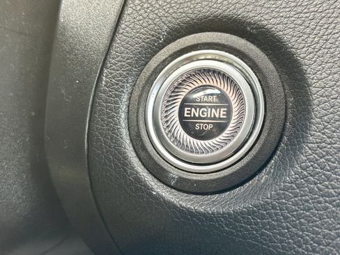 Certified 2022 Mercedes-Benz GLC 300 4MATIC image 35