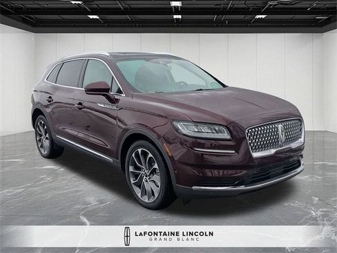 Used 2022 Lincoln Nautilus Reserve image 7