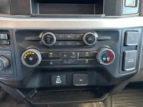 Used 2024 Ford F250 XLT w/ FX4 Off-Road Package AWD/4WD image 18