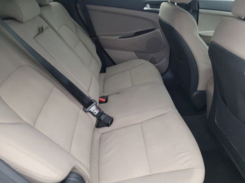 Used 2019 Hyundai Tucson SE w/ Cargo Package image 19