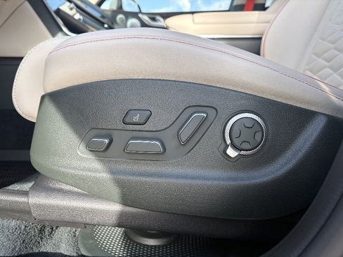 Used 2025 Genesis GV80 3.5T e-SC image 18