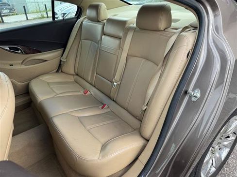 Used 2010 Buick LaCrosse CXL AWD/4WD image 16