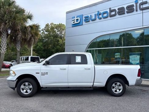 Used 2020 RAM 1500 Classic SLT AWD/4WD image 2
