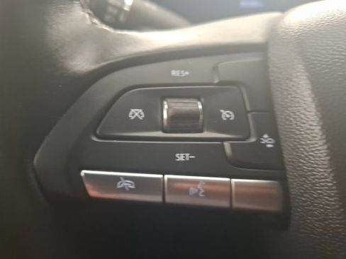 Used 2025 Cadillac XT4 Premium Luxury AWD/4WD image 22