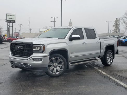 Used 2018 GMC Sierra 1500 Denali w/ Denali Ultimate Package AWD/4WD image 31