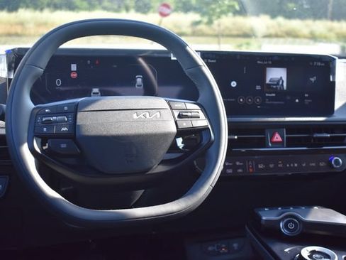 New 2026 Kia EV6 Wind AWD/4WD image 20