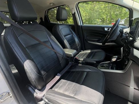 Used 2018 Ford EcoSport Titanium w/ Titanium Cold Weather Package AWD/4WD image 15