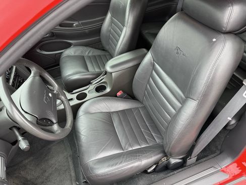 Used 2001 Ford Mustang GT RWD image 15
