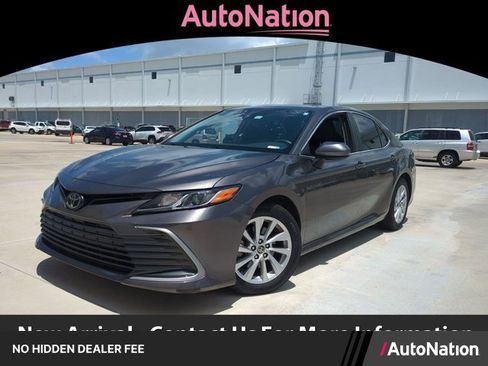 Used 2023 Toyota Camry LE FWD image 1