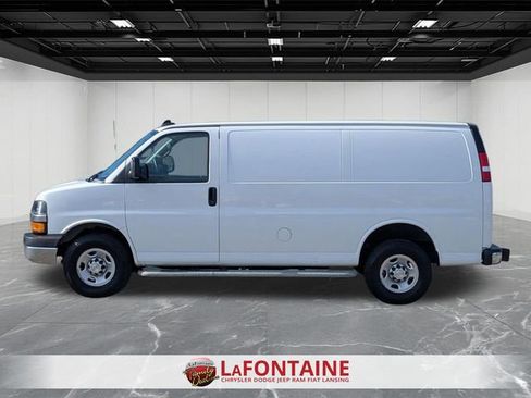 Used 2024 Chevrolet Express 2500 w/ Driver Convenience Package RWD image 2