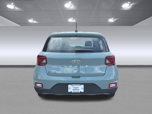 Certified 2026 Hyundai Venue SE FWD image 6