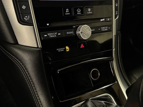 Used 2019 INFINITI Q60 3.0t Luxe image 37