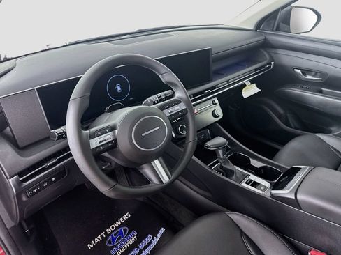 Certified 2025 Hyundai Tucson SEL FWD image 9