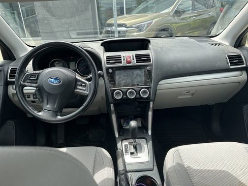 Used 2016 Subaru Forester 2.5i Premium w/ Popular Package #2 AWD/4WD image 12