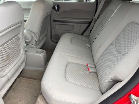 Used 2008 Chevrolet HHR LS FWD image 11