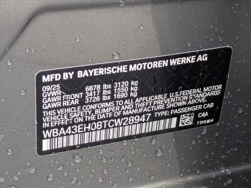 New 2026 BMW 750e xDrive w/ Executive Package image 19