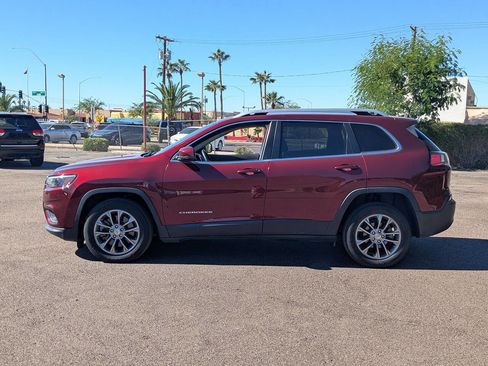 Used 2019 Jeep Cherokee Latitude Plus image 6
